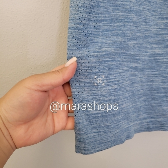 Lululemon Men's Tee - Picture 2 of 4